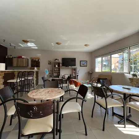 Krista Aparthotel